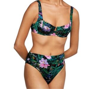 Excellent condition Victoria’s Secret Black Tropical Swim High waisted M 38D